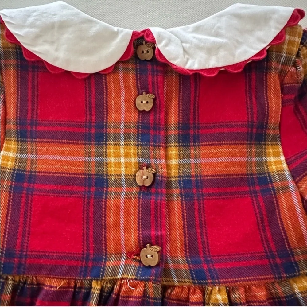 Tahari adorable red